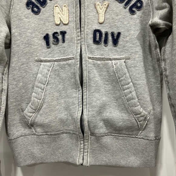 Abercrombie Kids, boy’s distressed zip hoodie - Picture 4 of 8
